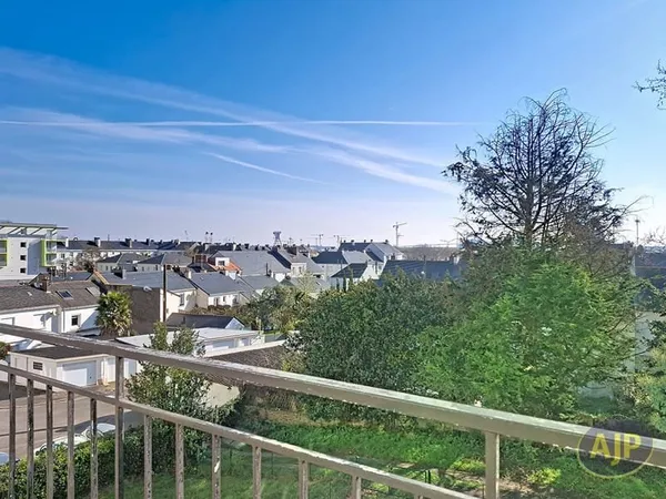 Appartement meublé Saint Nazaire 4 pièce(s) 87 m2