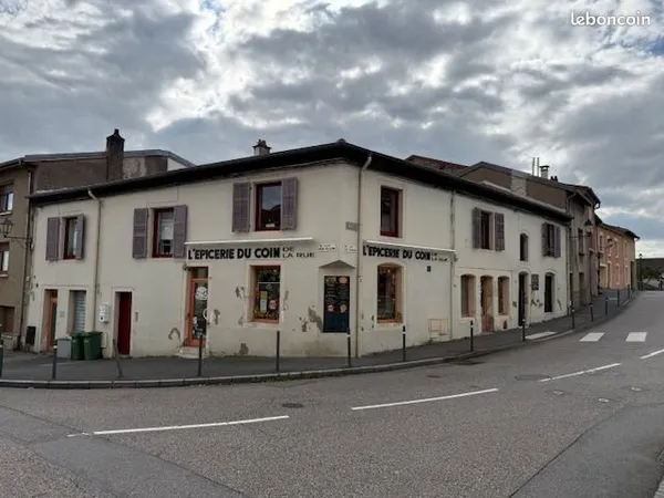 Local commercial ludres centre village