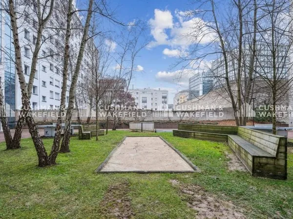 Bureaux 460 m²