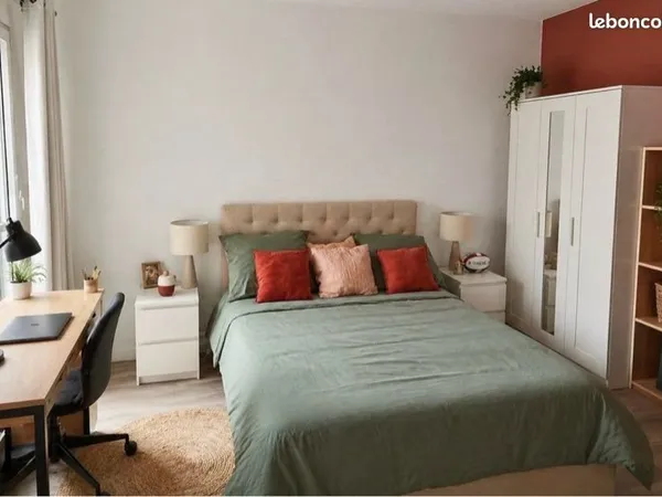 🌿 Chambre avec balcon privatif - Colocation calme - Bordeaux (Chartrons / Bassins à flot)