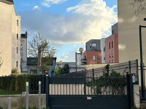 Place Parking - stationnement sous terrain