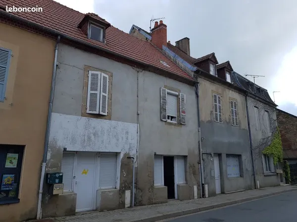 Maisons de ville à Marcillat 03420