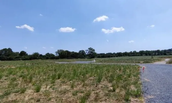 Terrain 547 m²