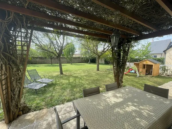 Maison Doué La Fontaine 233 m2