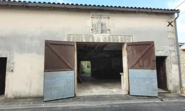 Maison 3 pièces 180 m²