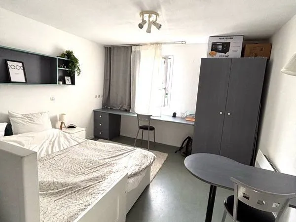 Location studio meublé - Caen (quartier Beaulieu)