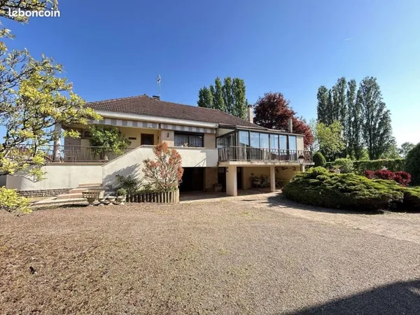 Maison 6 pièces 130 m²