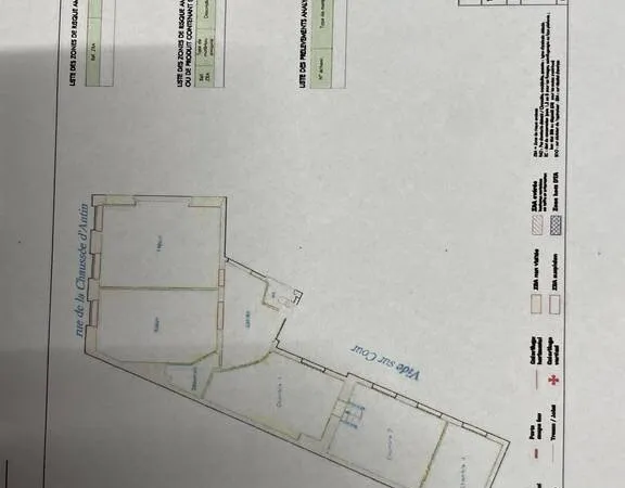 Bureau 100 m²