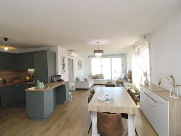 Appartement type Rooftop avec terrasse de 109m²