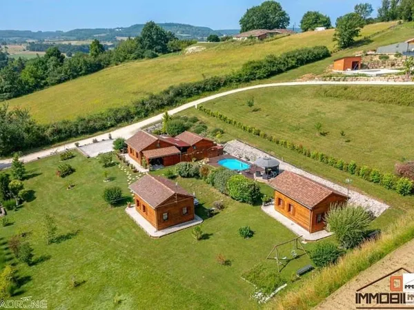 Maison 9 pièces 112 m²