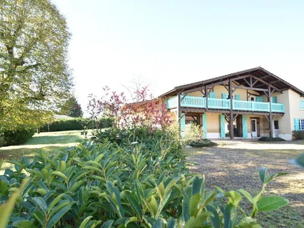 VENTE d'une maison T7 (254 m²) à 5 minutes d'HAGETMAU