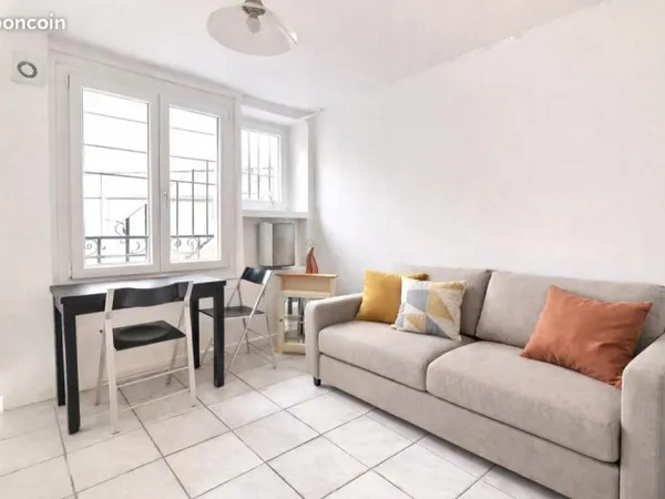 Studio 1 pièce 21 m²