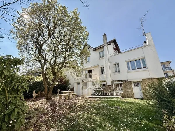 Jolie maison familiale au calme avec grand jardin