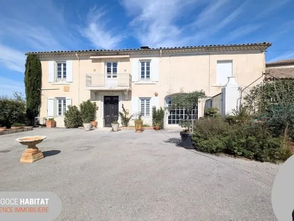 Maison en pierre 190 m2 à vendre à Savignargues, proche Quis