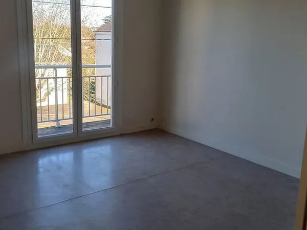 St Paterne Racan - appartement T4