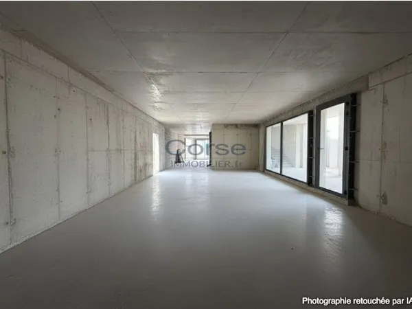 Local commercial 1 pièce 66 m²
