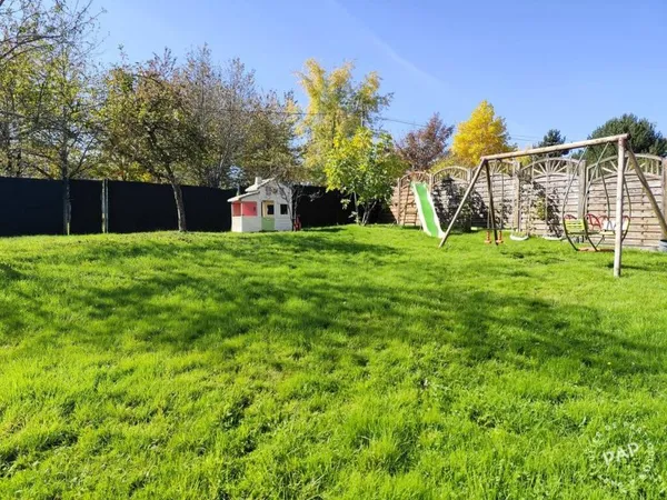 Maison 5 pièces 140 m²