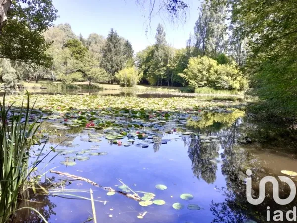 Terrain 8616 m²