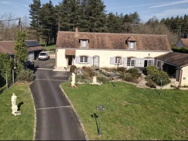 MAISON DE CAMPAGNE