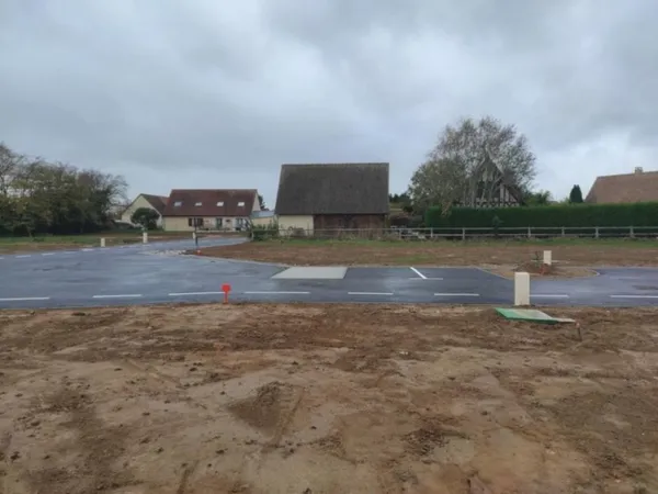 Terrain 702 m²
