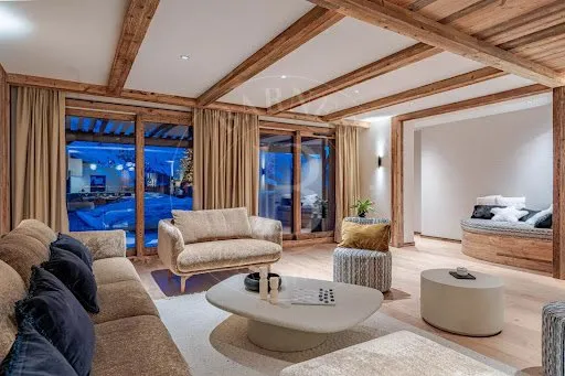 Appartement 6 pièces 157 m²