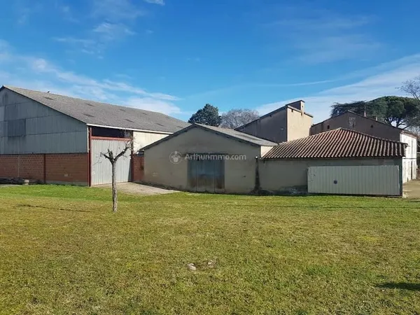 Parking/Garage/Box 900 m²