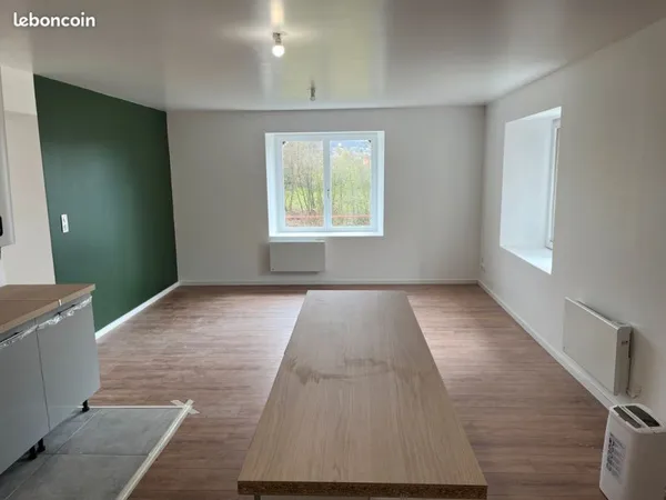 T2/T3 rénové 60 m² - Fougerolles - meublé possible