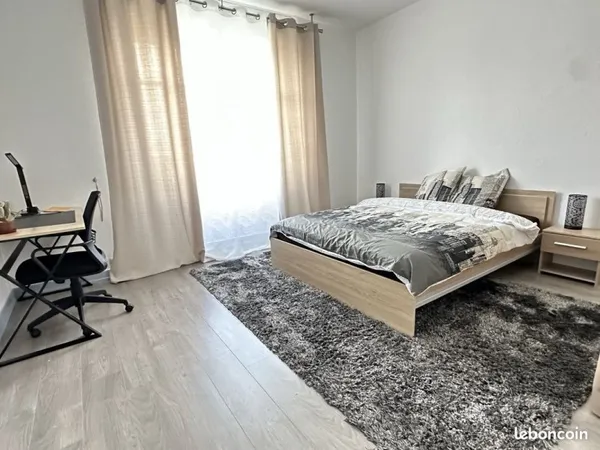 Appartement 1 pièce 100 m²