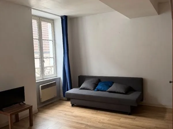 Studio 1 pièce 28 m²
