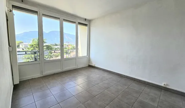 Appartement 6 pièces 95 m²