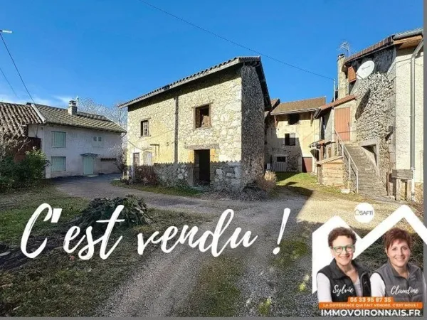Maison dauphinoise en pierre à rénover, au calme, toiture neuve
