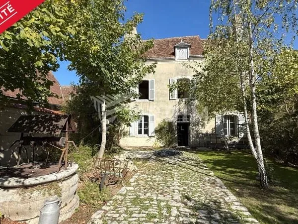 Maison Beaulieu Sur Loire 6 pièce(s) 146 m² 4 chambres terrain 789 m²
