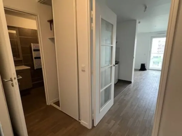 Studio 1 pièce 29 m²