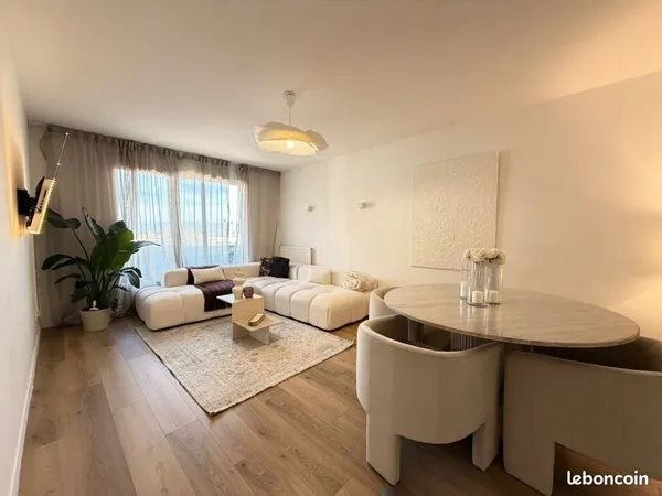 Appartement T3 68.3 m2 - Centre - Gare d'Annemasse
