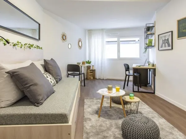 Studio 1 pièce 18 m²