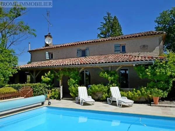 Maison 9 pièces 187 m²