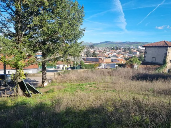 Terrain 722 m²