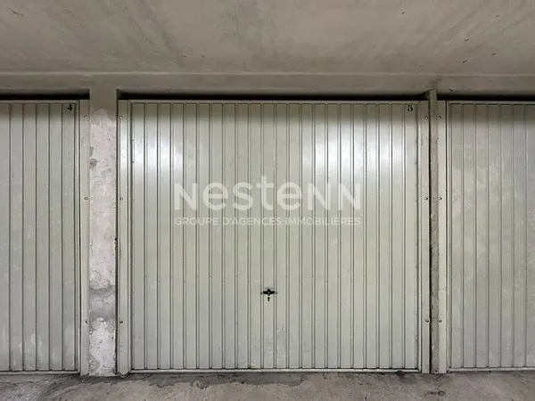 Parking 12 m²