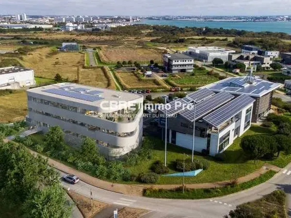 Bureaux 4 pièces 1233 m²