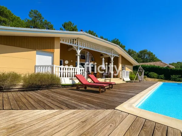 Maison 5 pièces 140 m²