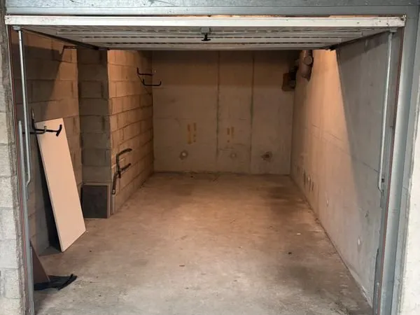 Garage a louer
