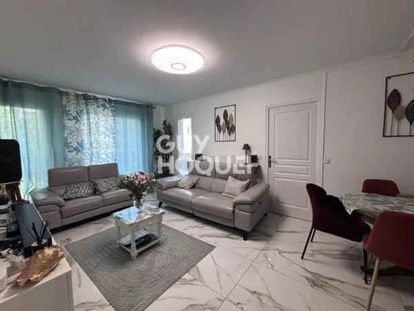 APPARTEMENT À LOUER DE 4 PIÈCES DE 79,95 M²
