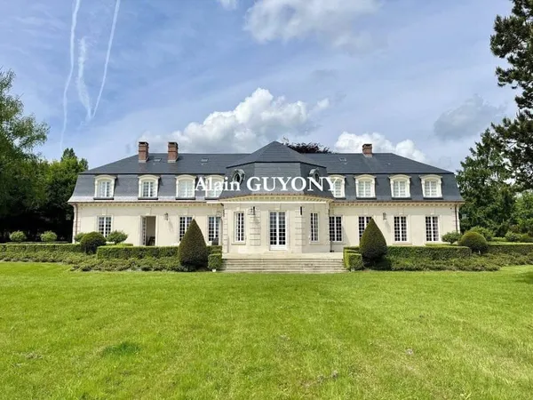 Maison 12 pièces 466 m²