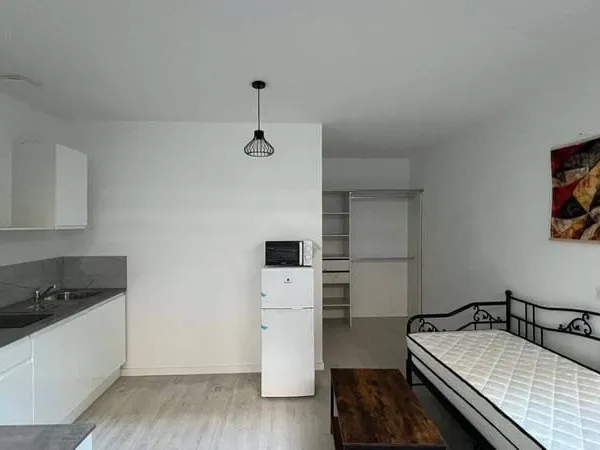Studio 1 pièce 26 m²