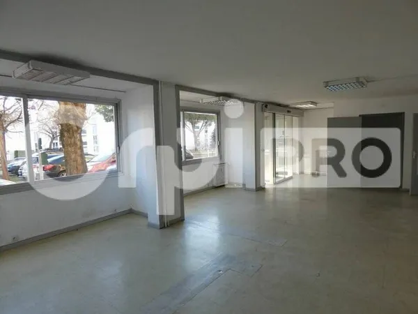 Bureaux 120 m²
