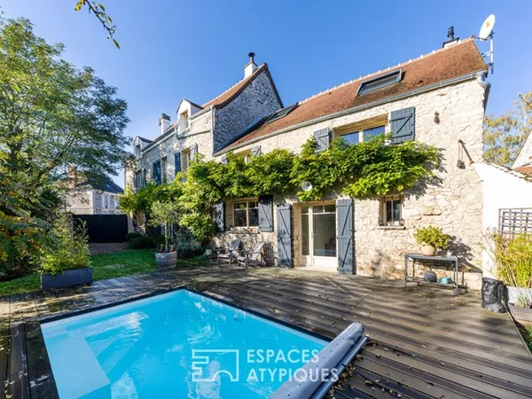 Maison Familiale et authentique de 221 m² avec piscine à Montainville