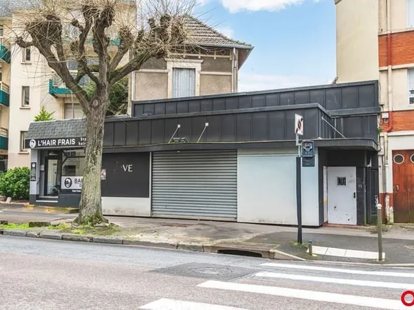 Maison 2 pièces 310 m²