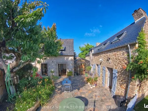 Propriété 6 pièces 160 m²