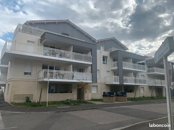 Appartement récent 2 pièces Biscarrosse