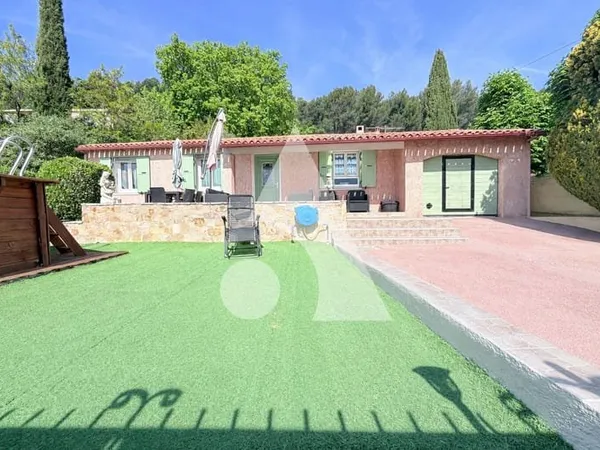 Maison Gardanne plain-pied 90 m2 avec garage